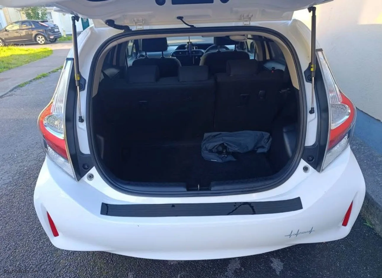 2018 Toyota Aqua – photo 7