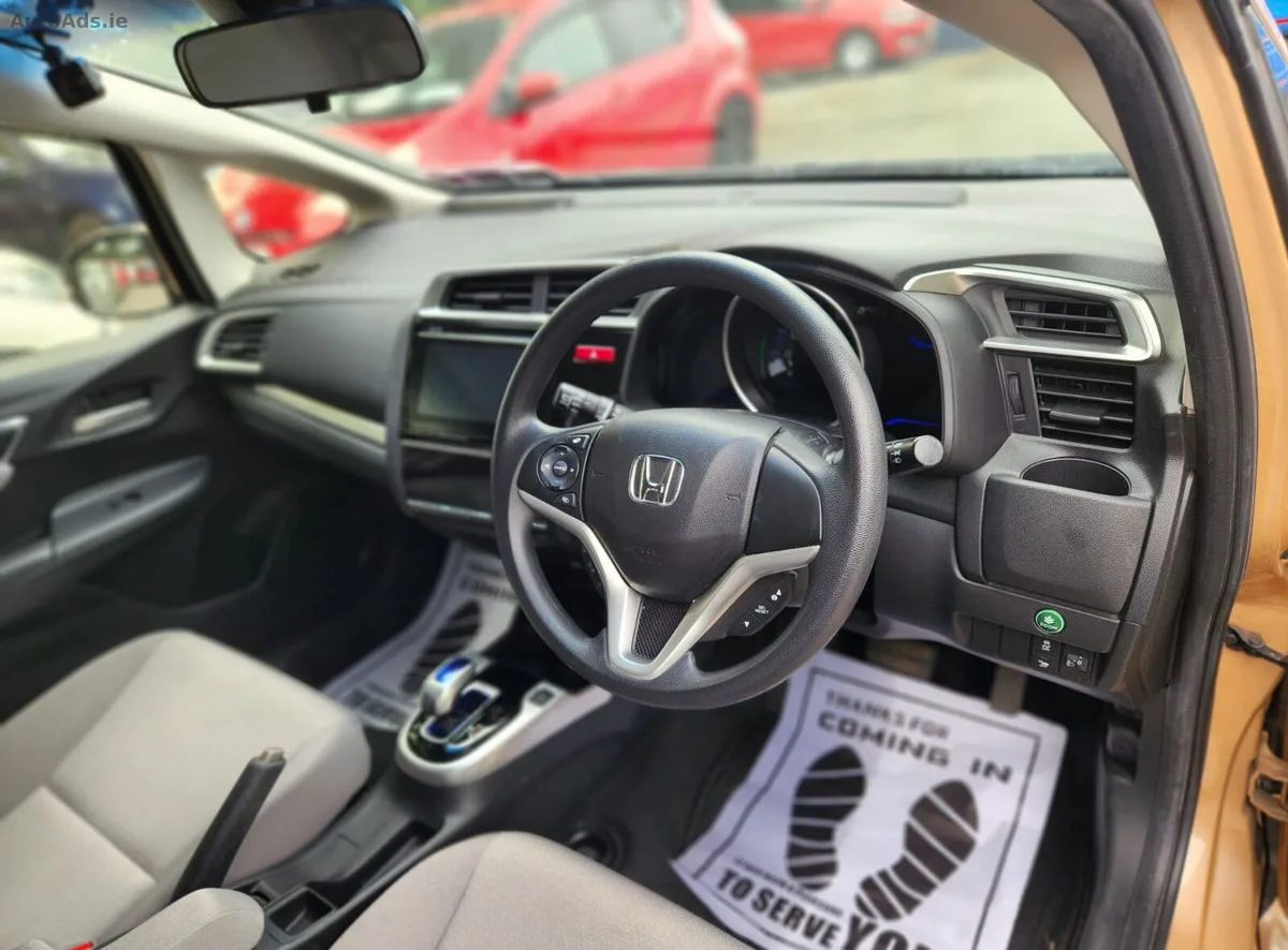 2014 Honda Fit – photo 10