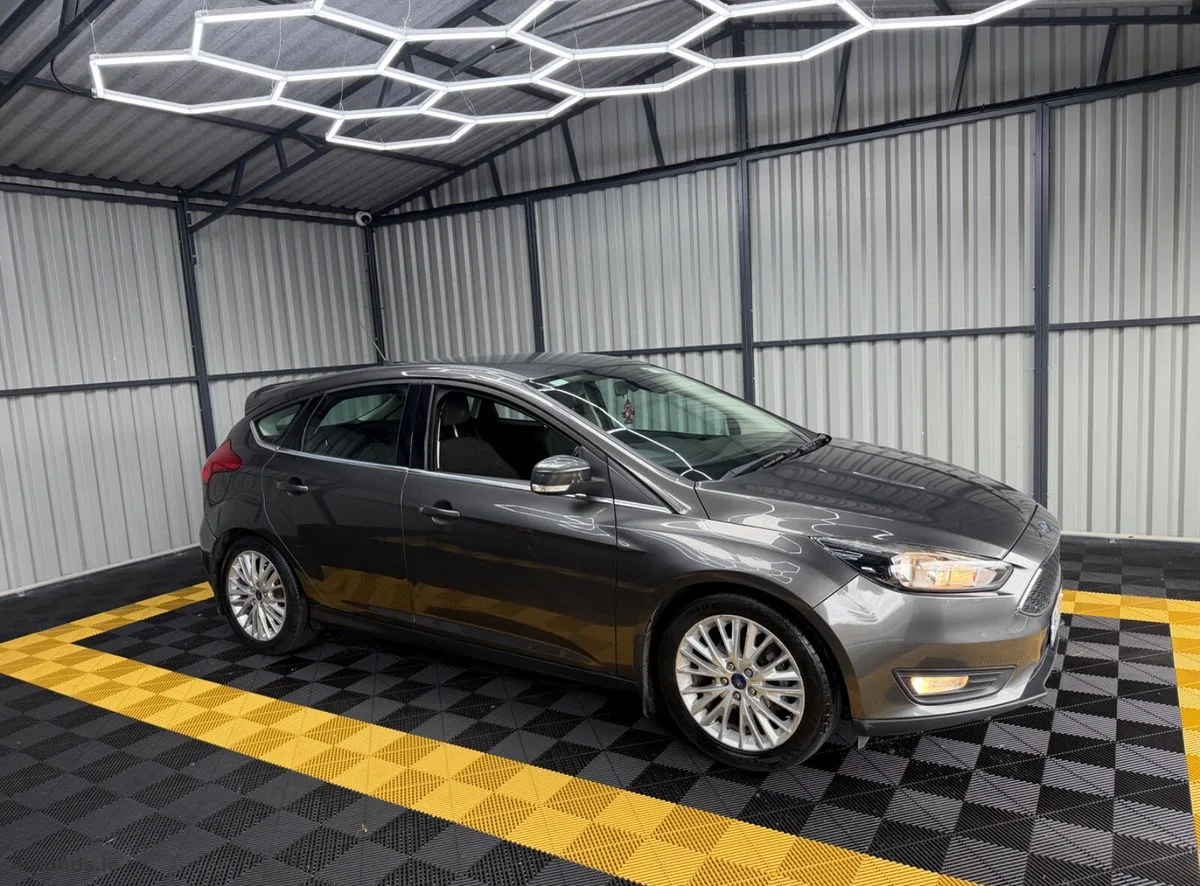 2016 Ford Focus – photo 3