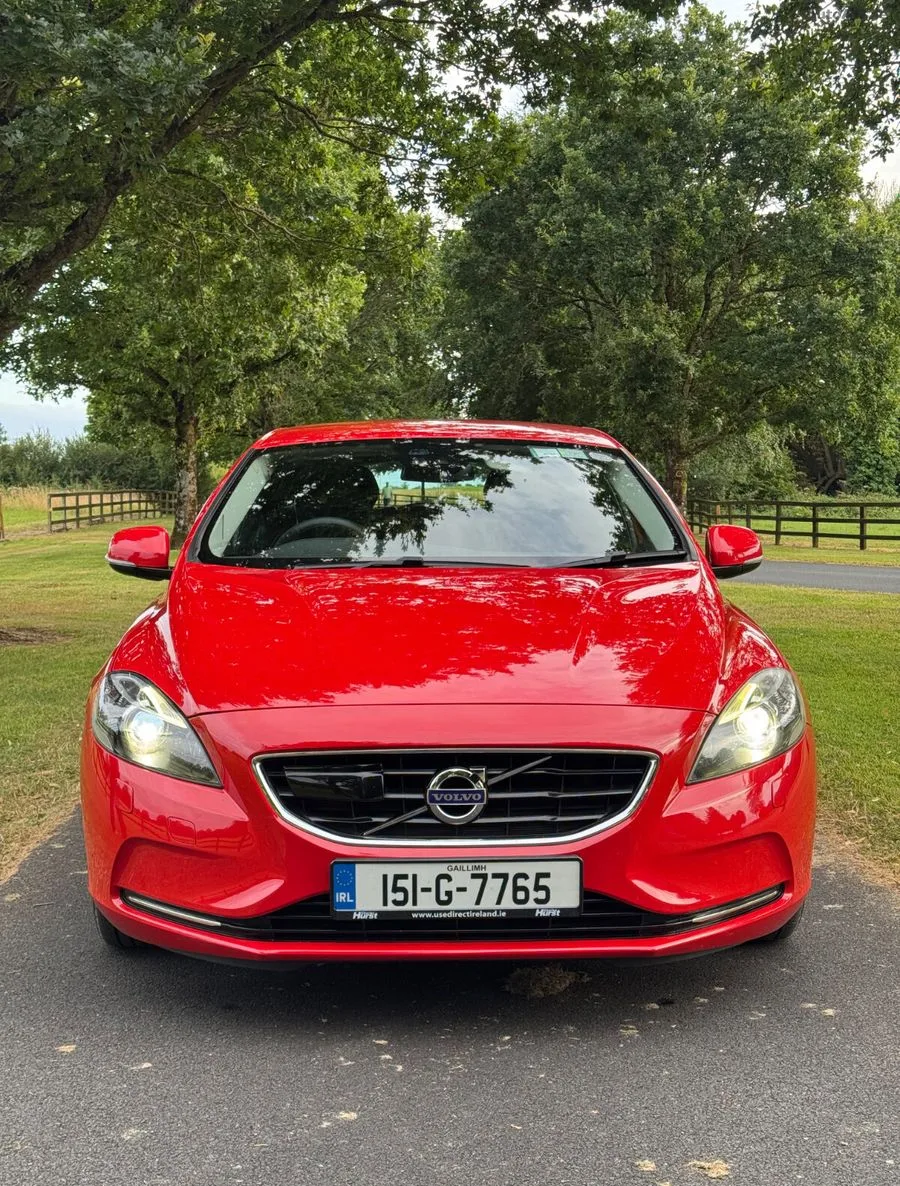 2015 Volvo V40 – photo 2