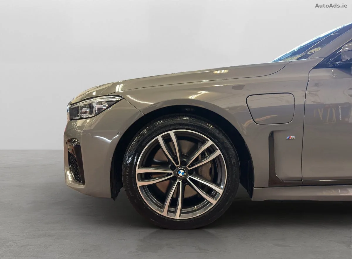 2021 BMW 7-Series – photo 9