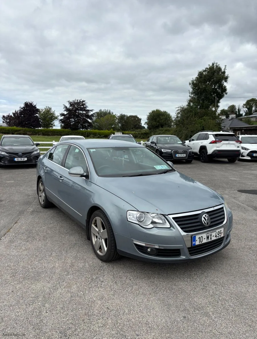 2010 Volkswagen Passat – photo 2