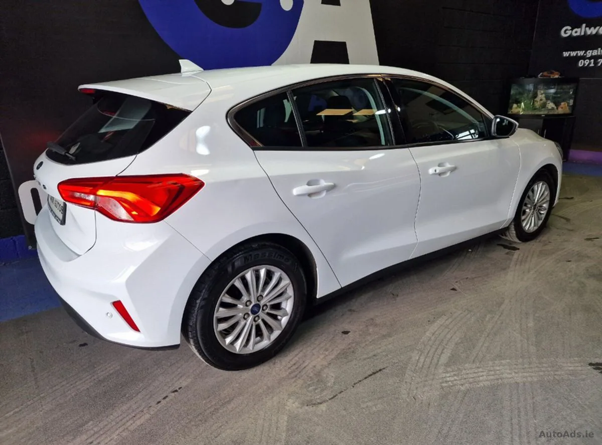 2019 Ford Focus – photo 10