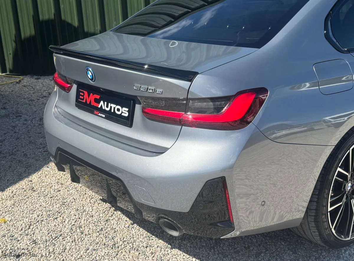 2023 BMW 3-Series – photo 9