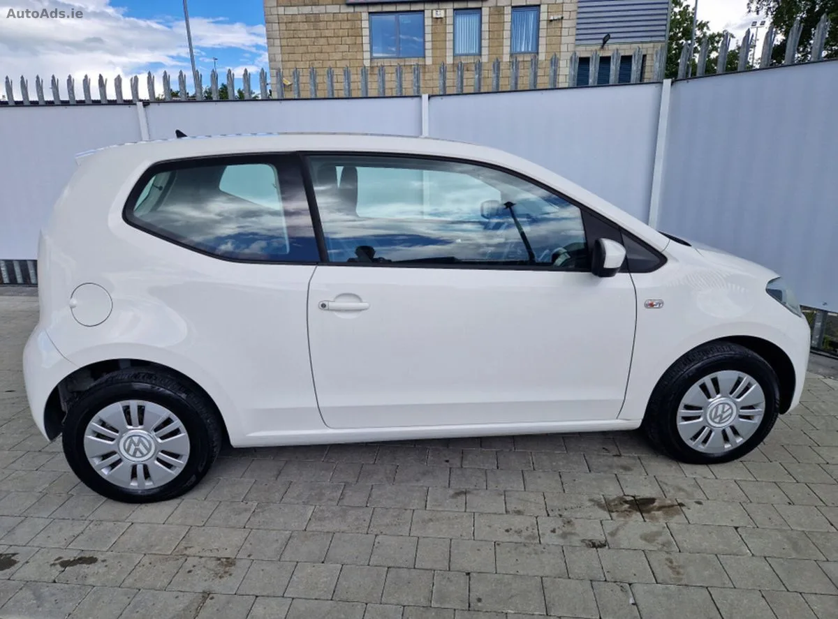 2013 Volkswagen up! – photo 13