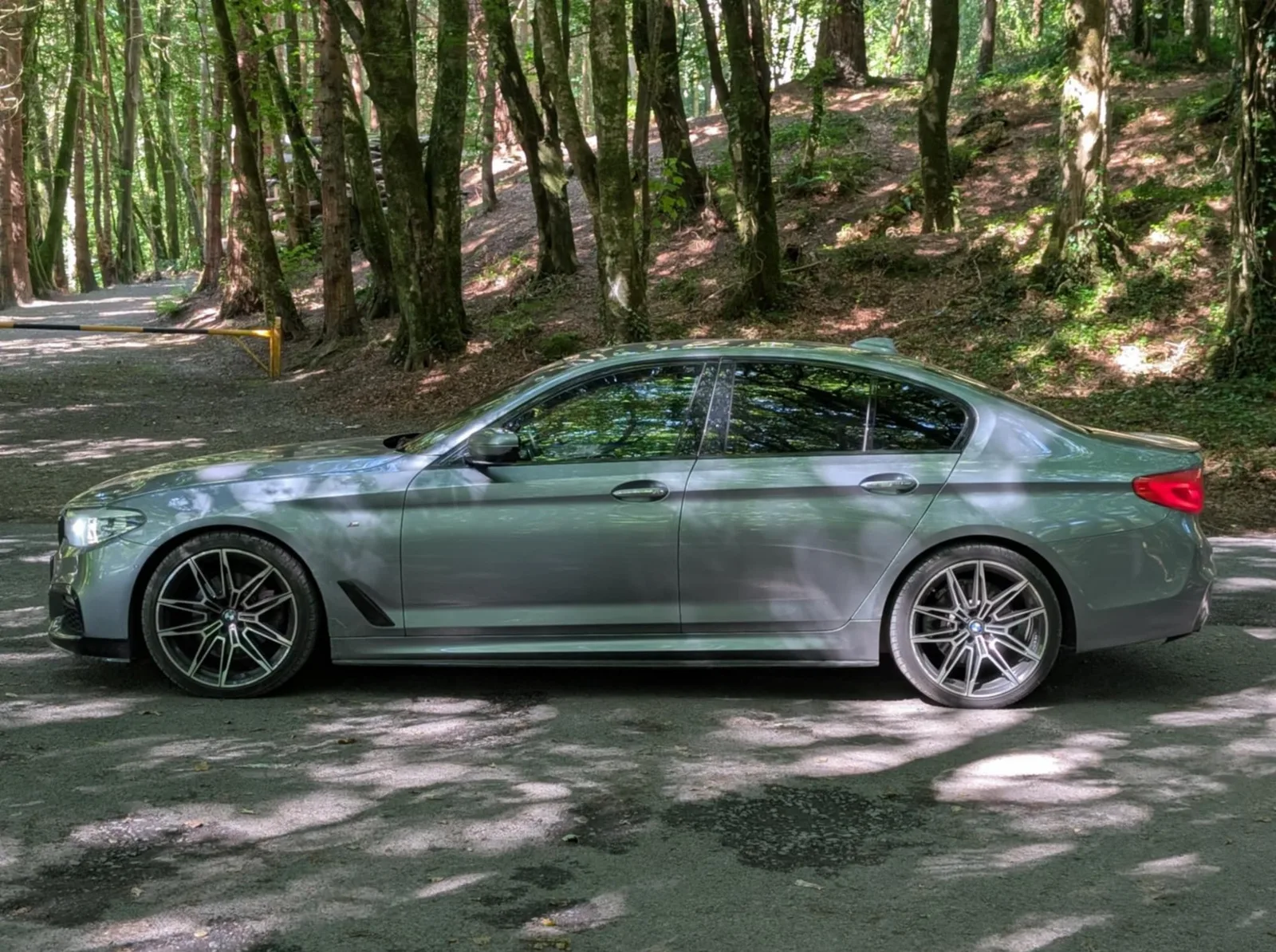 2017 BMW 5 Series – photo 3
