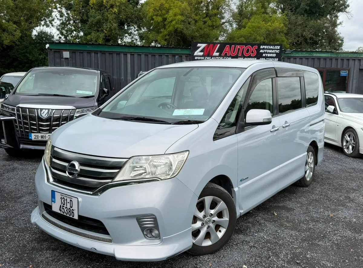 2013 Nissan Serena