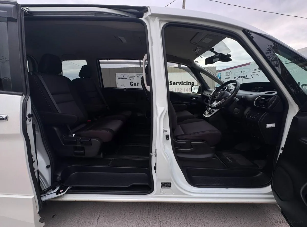 2019 Nissan Serena – photo 15