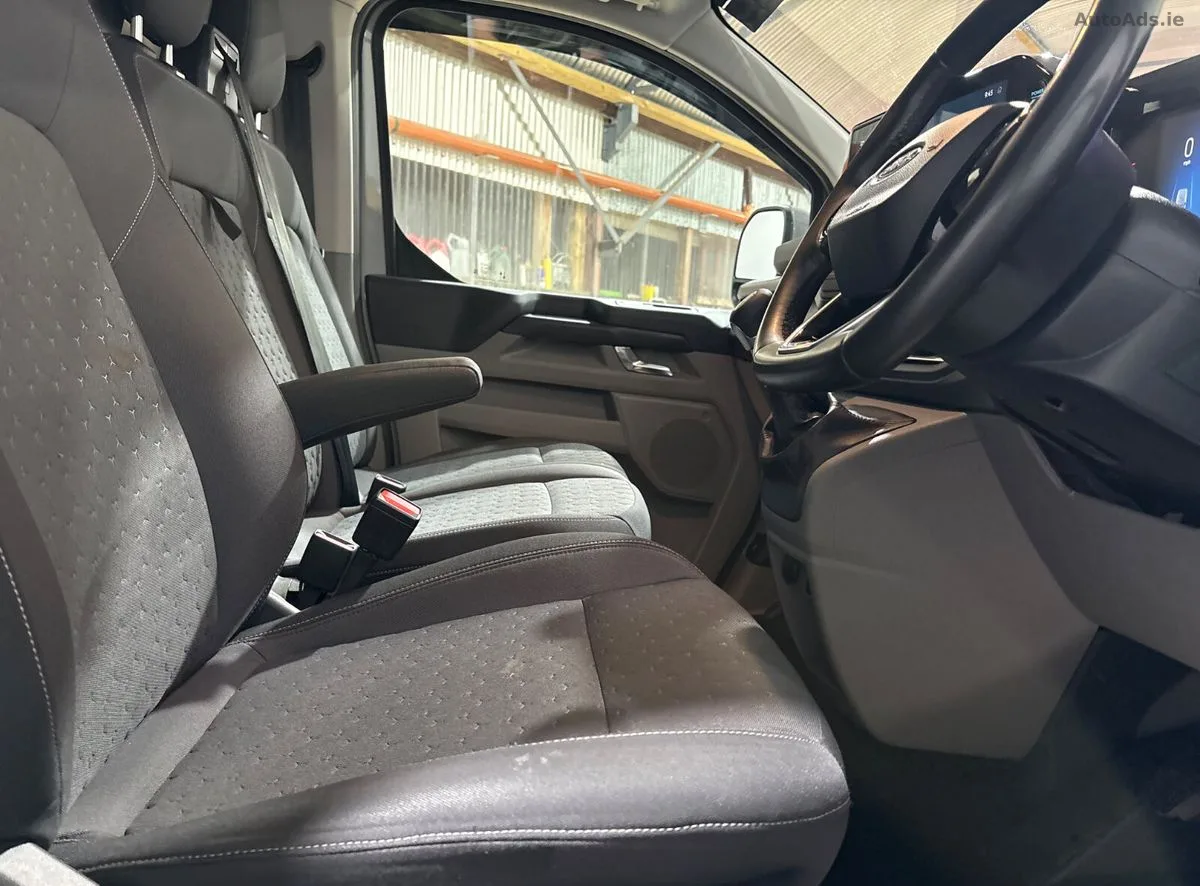 2024 Ford Transit Custom – photo 17