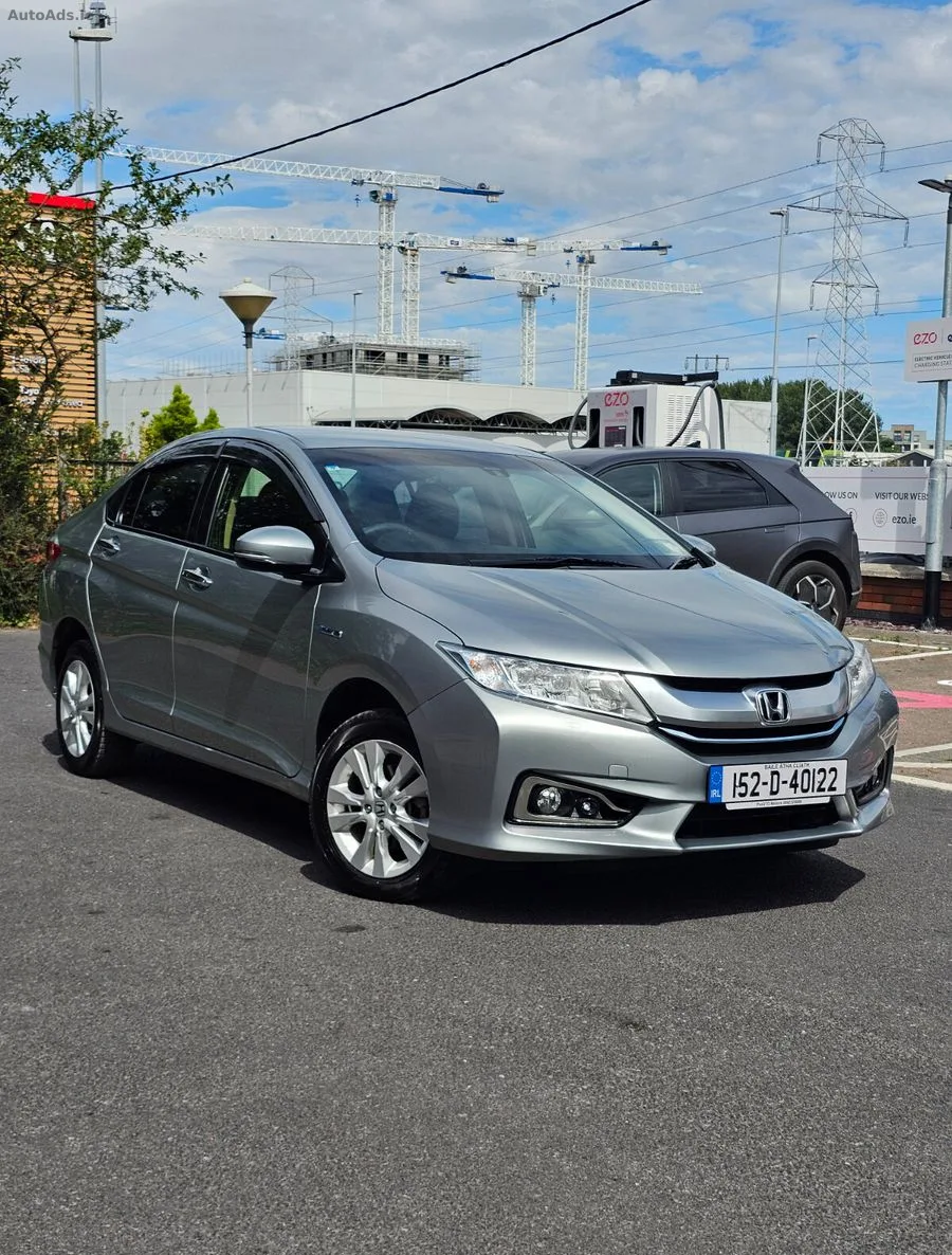 2015 Honda Grace – photo 3