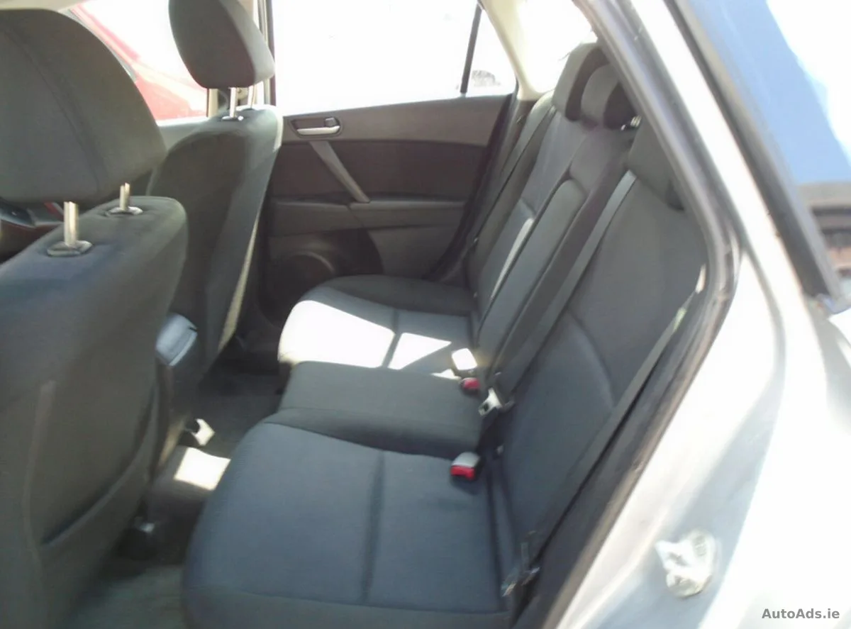 2011 Mazda Mazda3 – photo 7