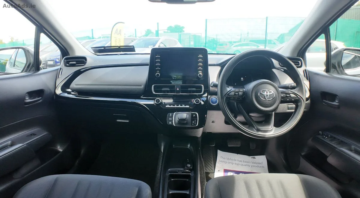 2021 Toyota Aqua – photo 12