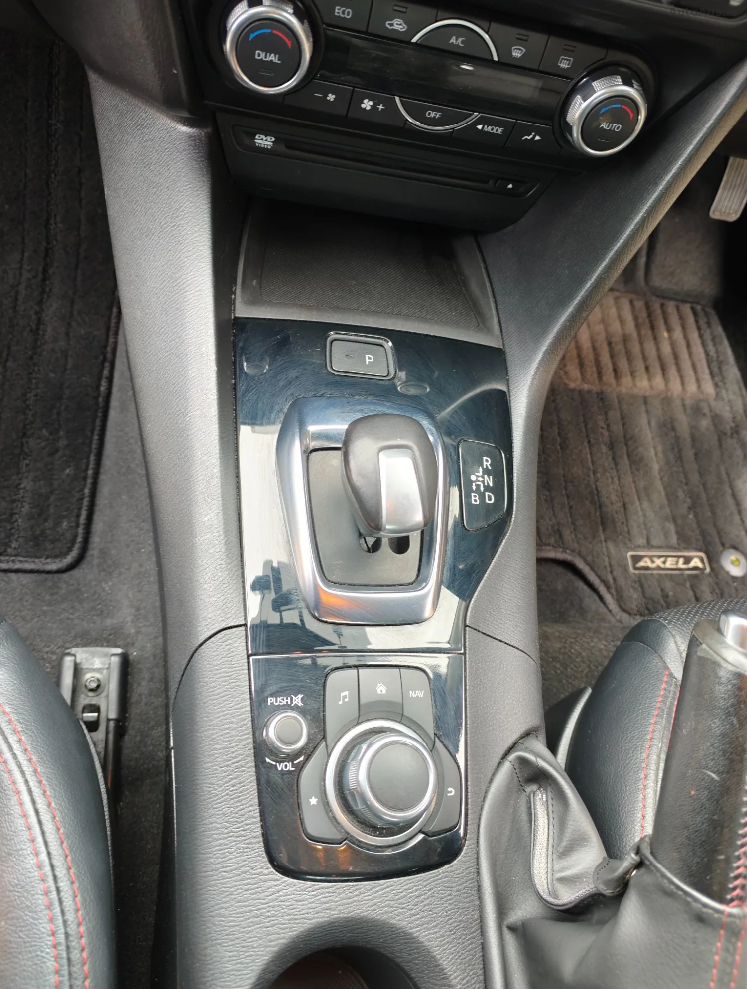 2014 Mazda 3 – photo 10