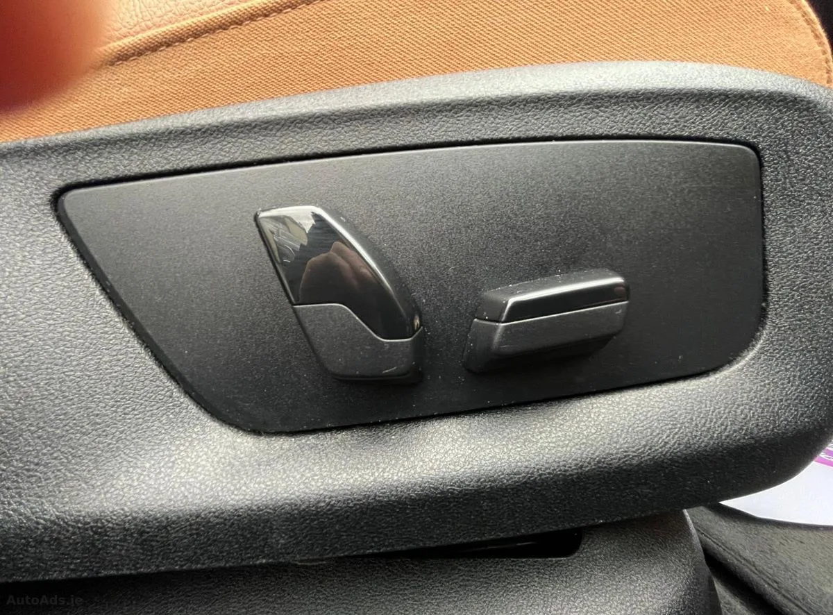 2019 BMW 5-Series – photo 13