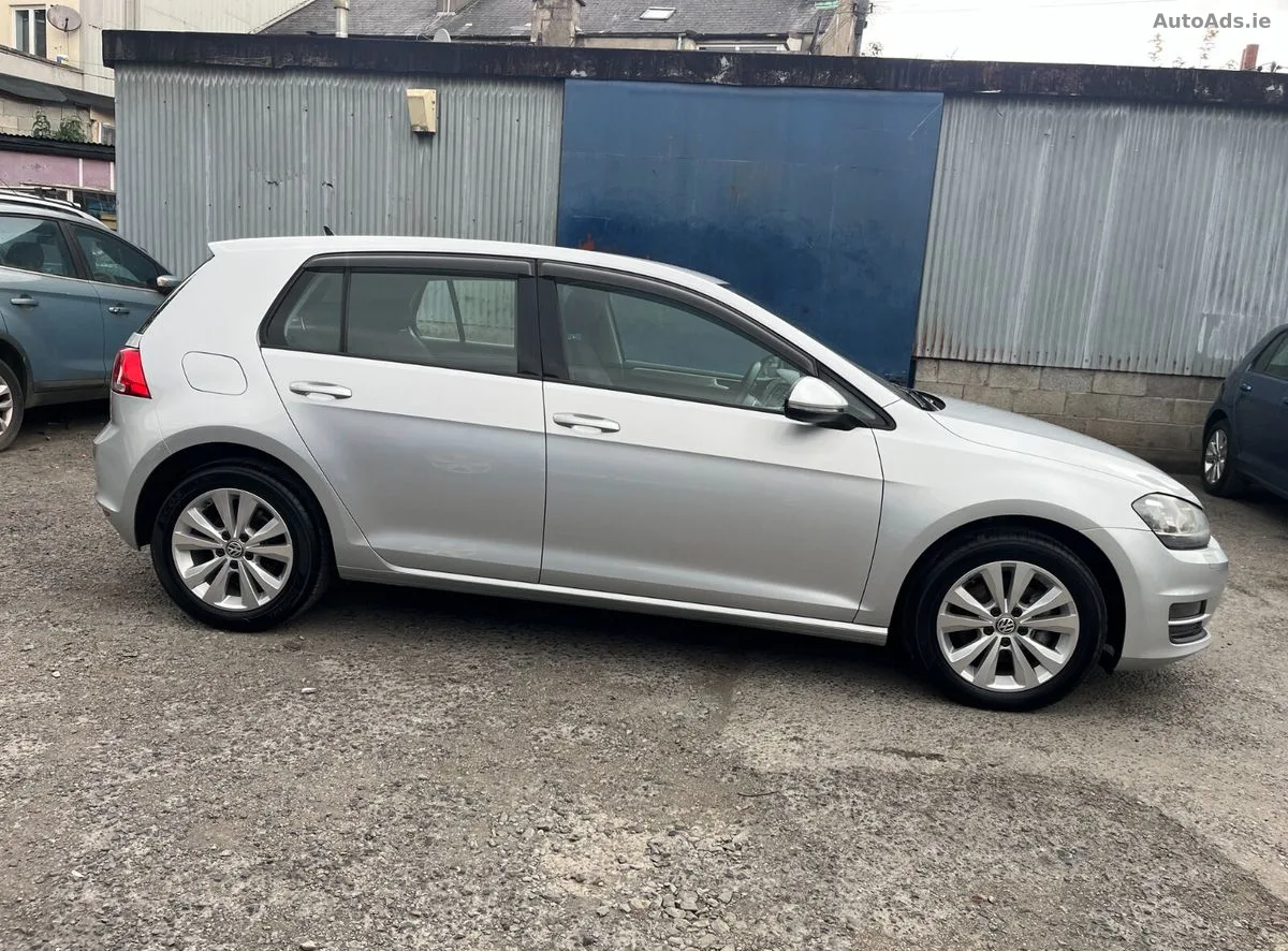2015 Volkswagen Golf – photo 2
