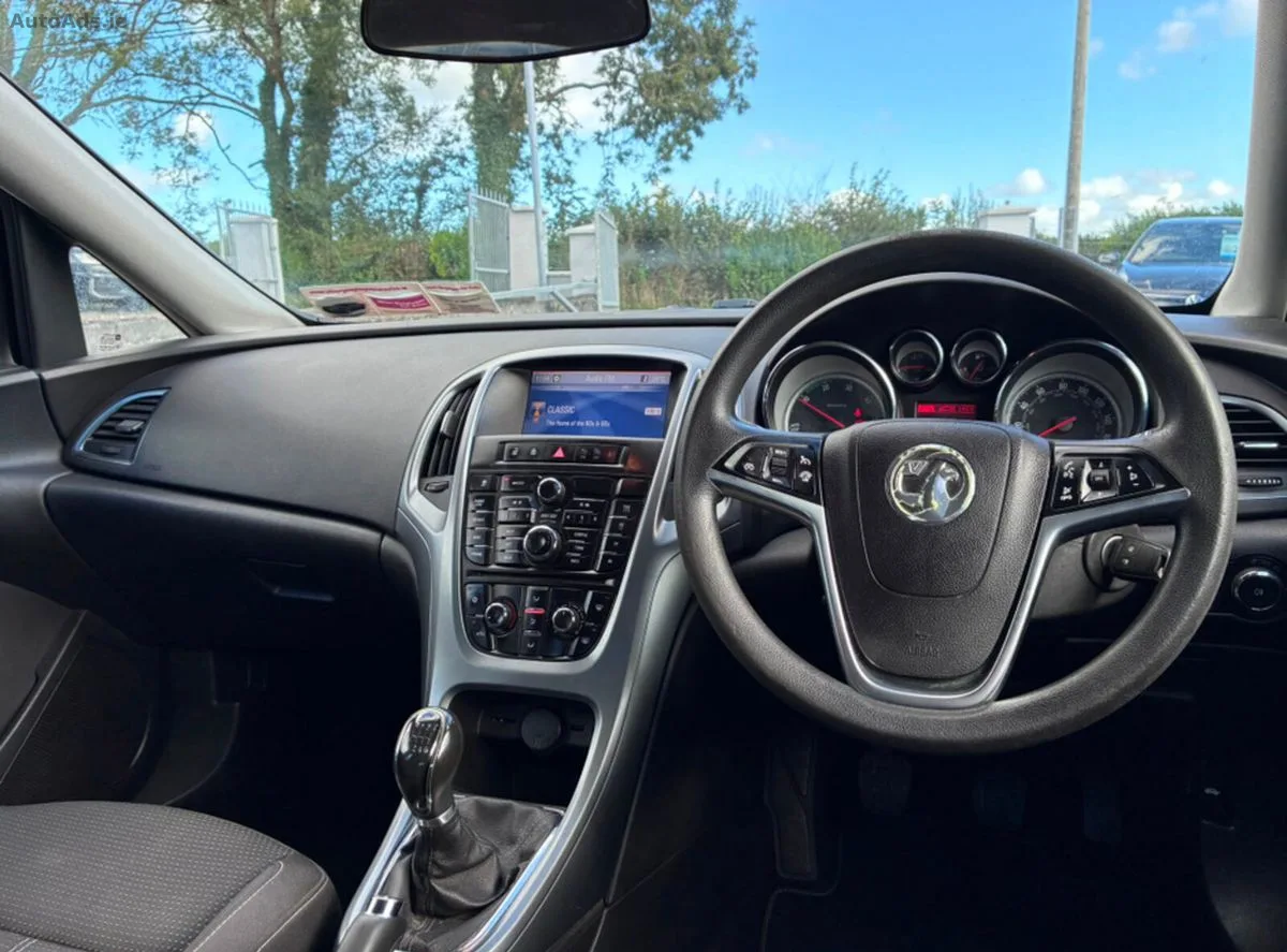 2013 Opel Astra – photo 8