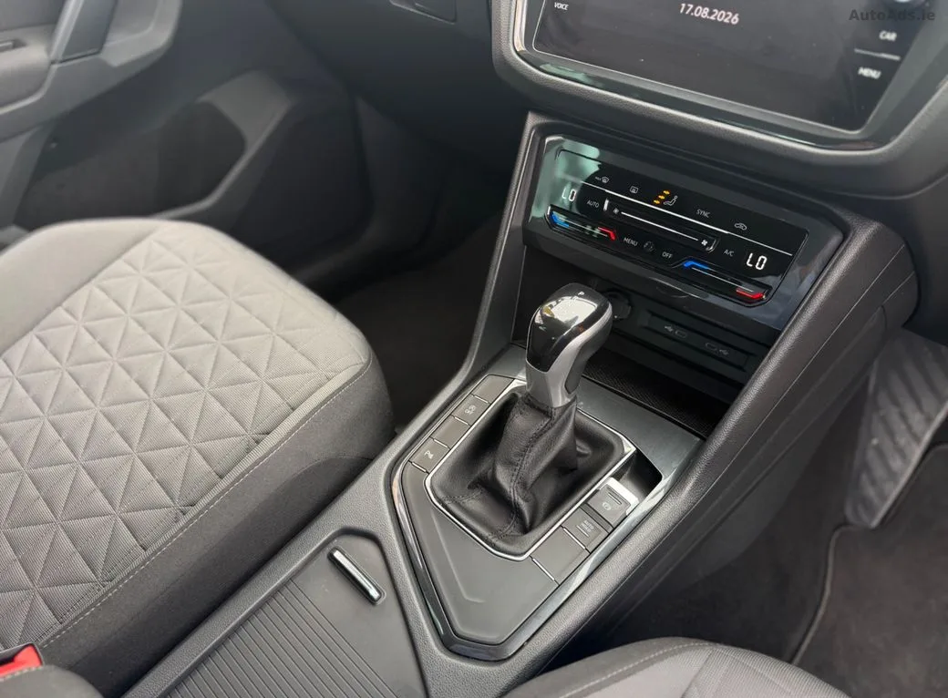 2023 Volkswagen Tiguan – photo 11