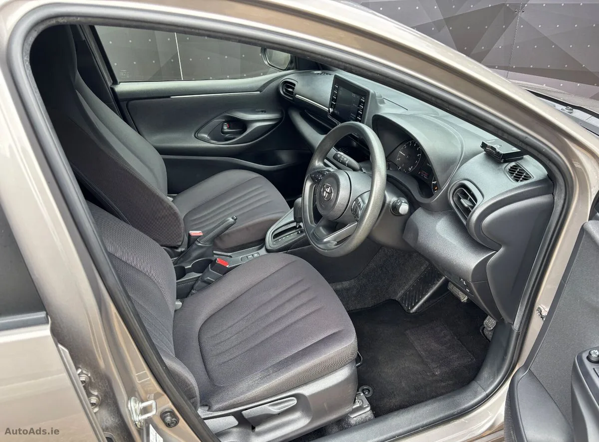2022 Toyota Yaris – photo 12