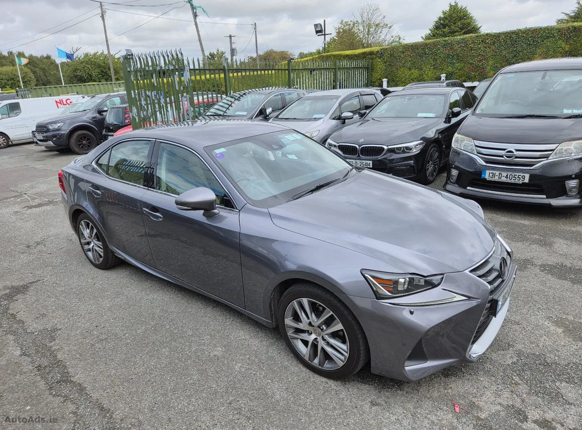 2020 Lexus IS