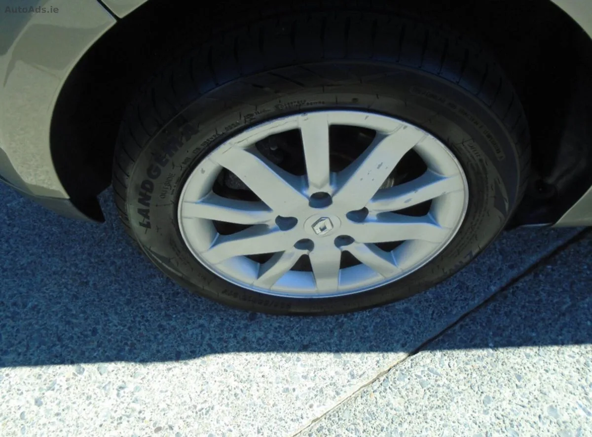 2011 Renault Scenic – photo 15