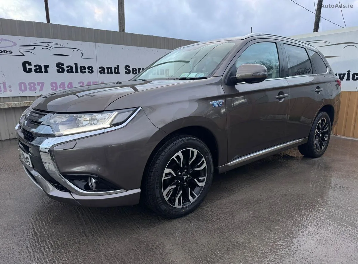 2016 Mitsubishi Outlander – photo 1