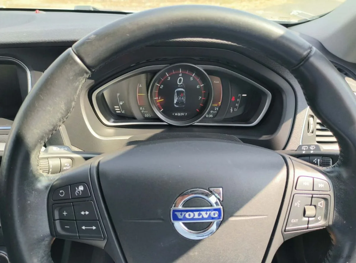 2015 Volvo V40 – photo 10