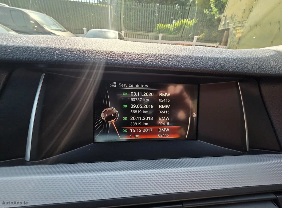 2017 BMW 5-Series – photo 14