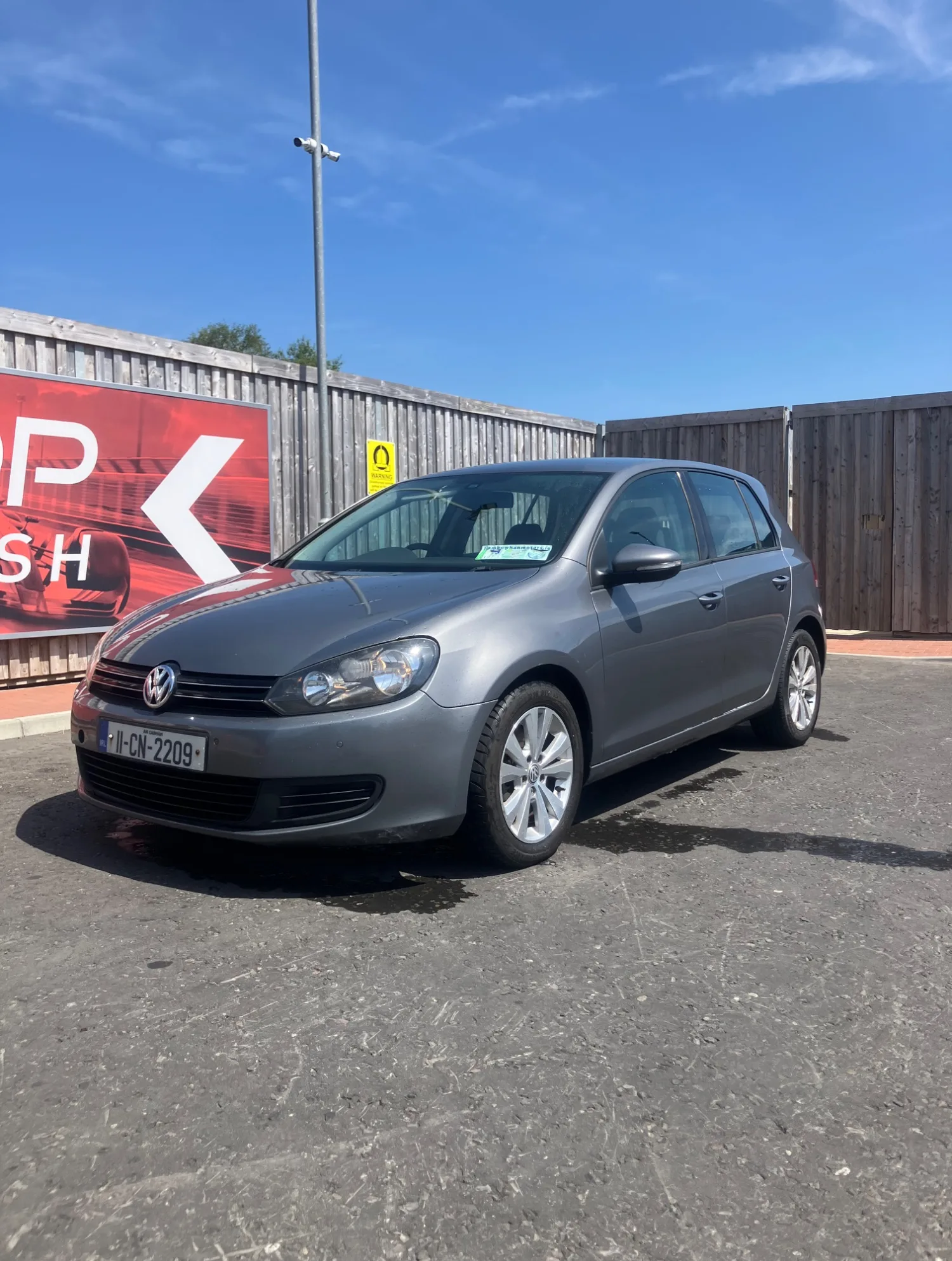 2011 Volkswagen Golf – photo 1