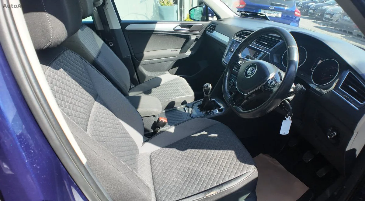 2018 Volkswagen Tiguan – photo 11