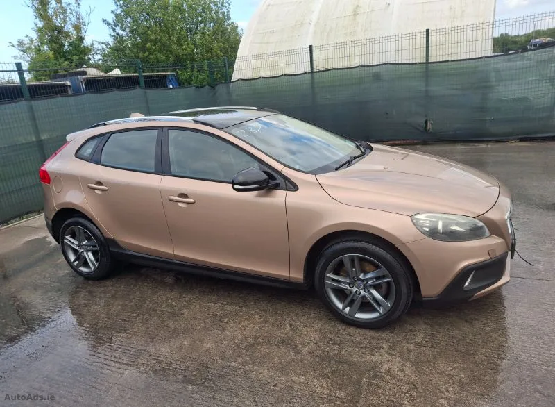 2014 Volvo V40
