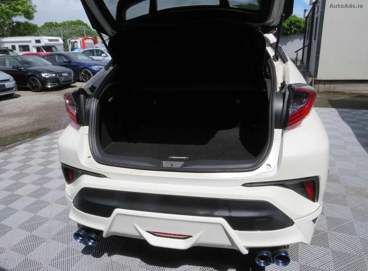 2017 Toyota C-HR+ – photo 10
