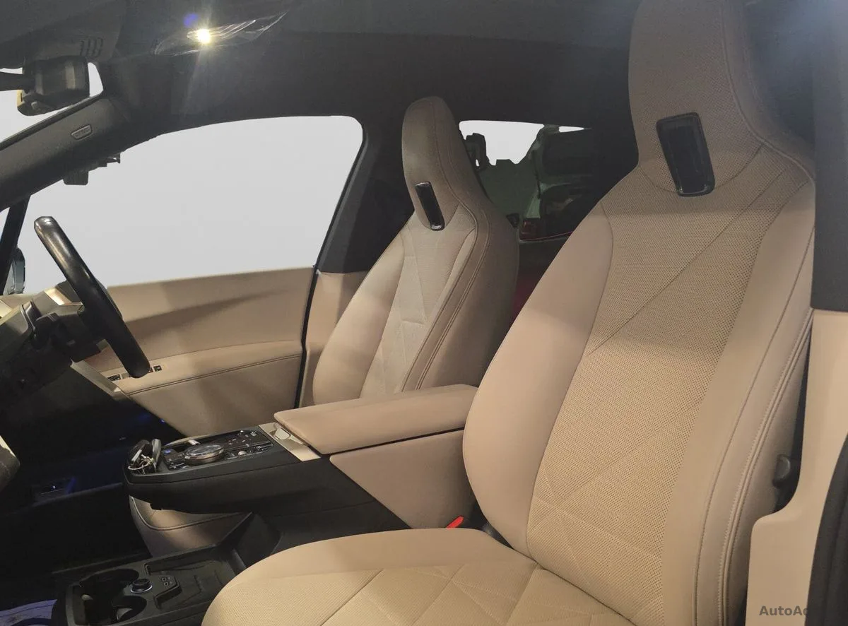 2022 BMW iX – photo 17