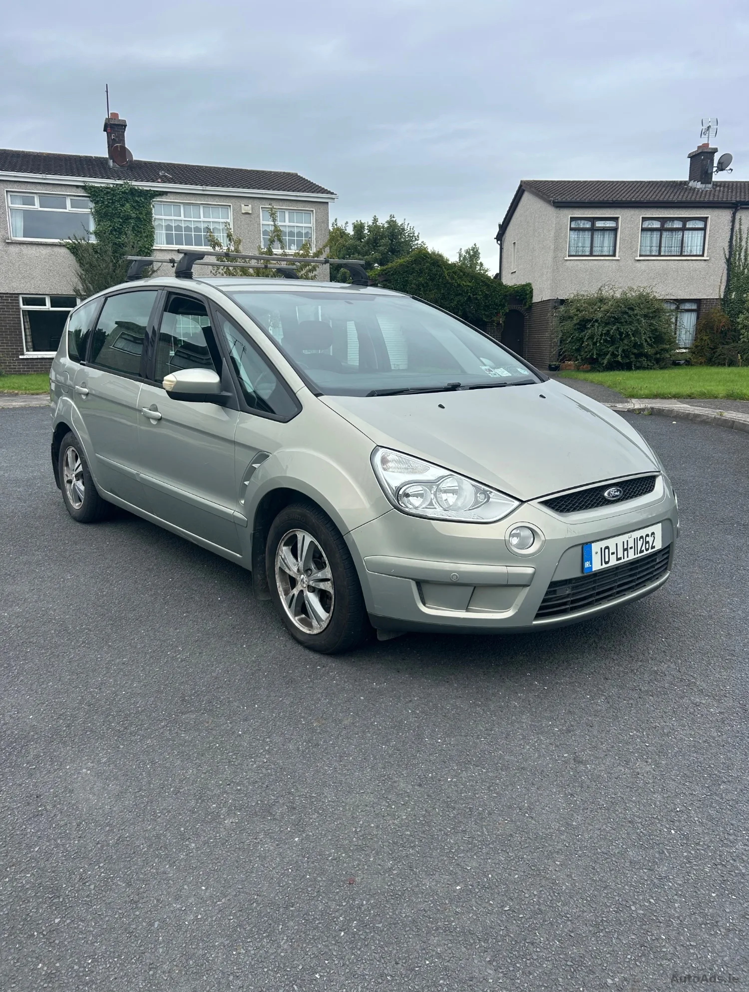 2010 Ford S-Max