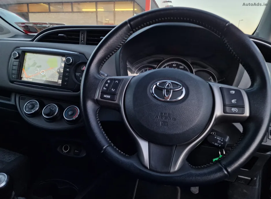 2017 Toyota Yaris – photo 17