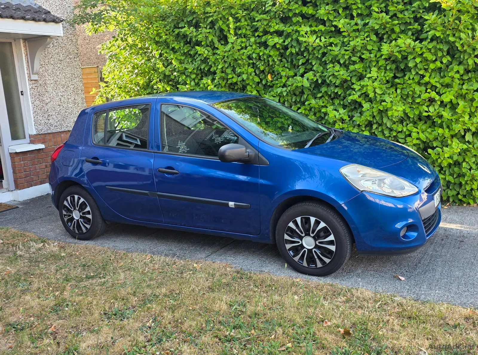 2011 Renault Clio – photo 2