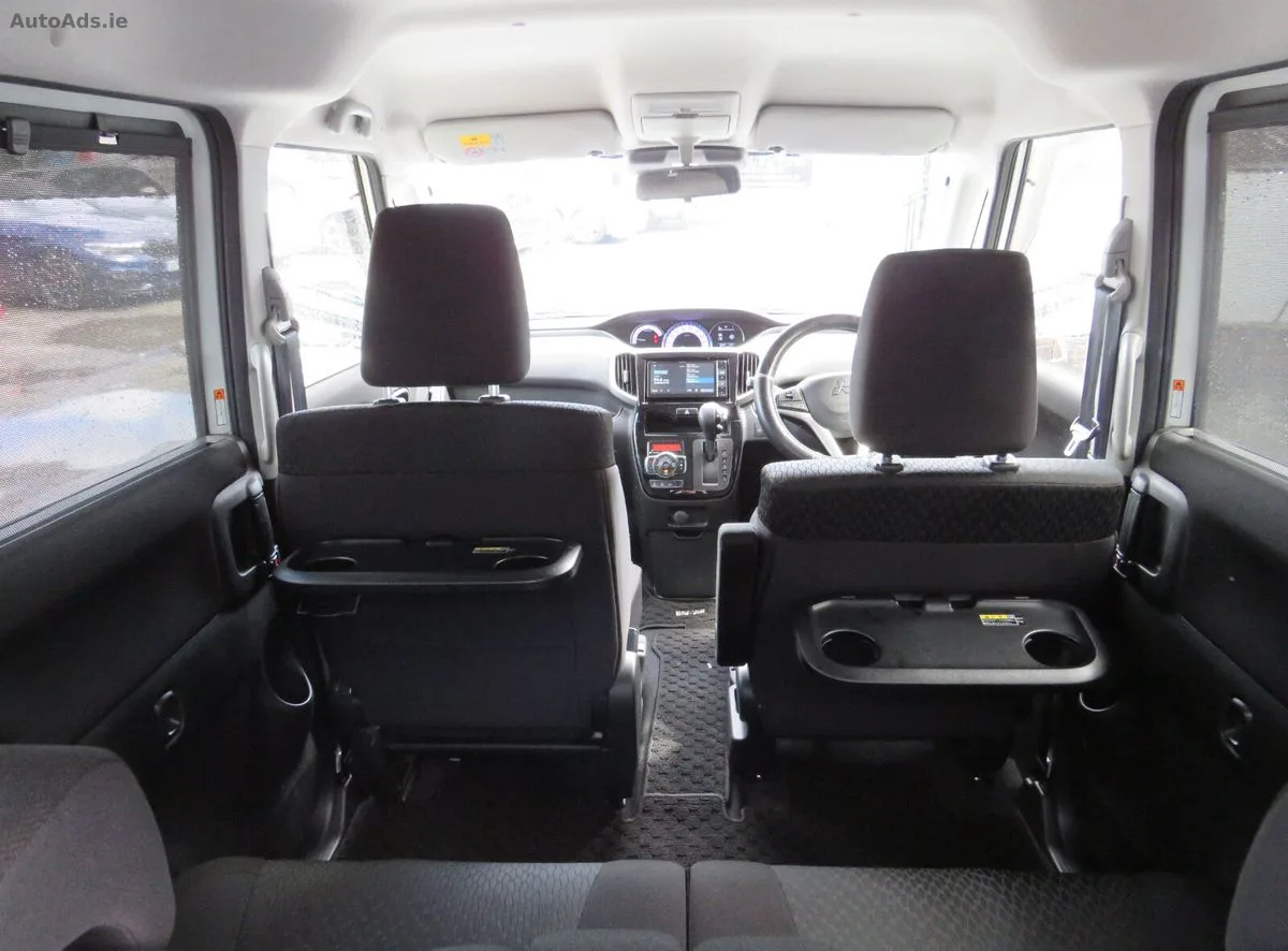 2017 Mitsubishi Delica – photo 9