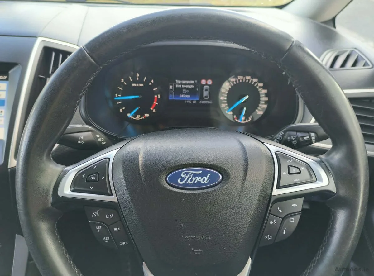 2017 Ford Galaxy – photo 9