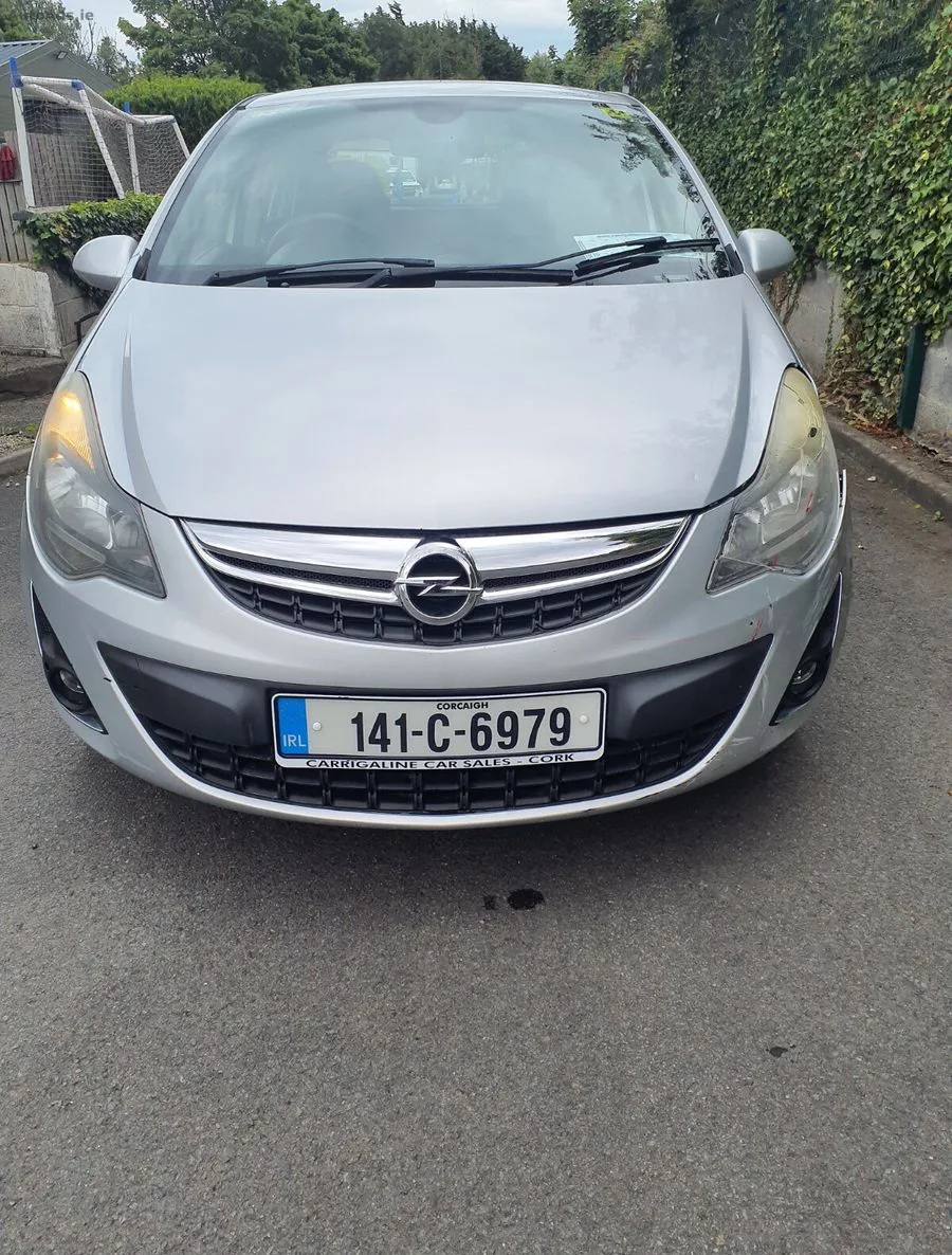 Opel Corsa 1.2 2014 Driving