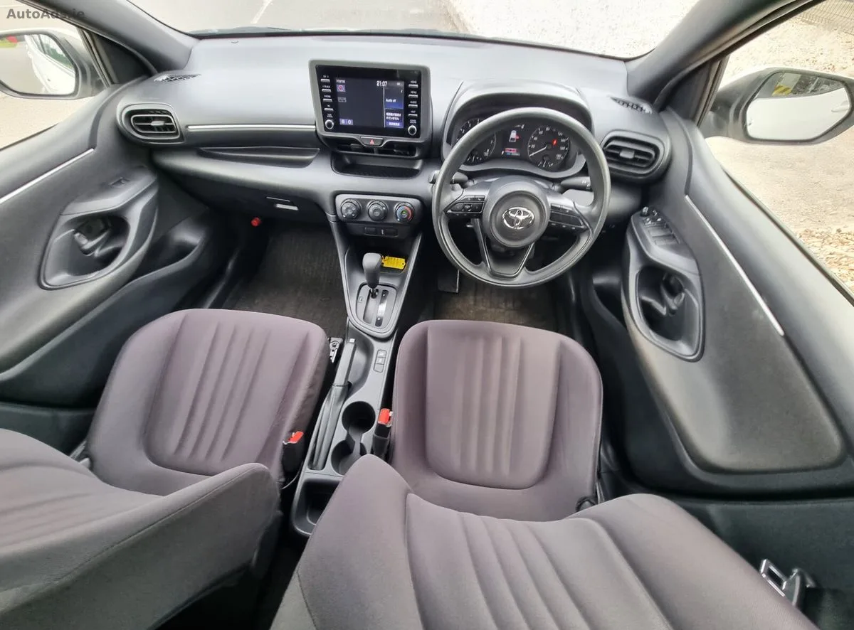 2020 Toyota Yaris – photo 17