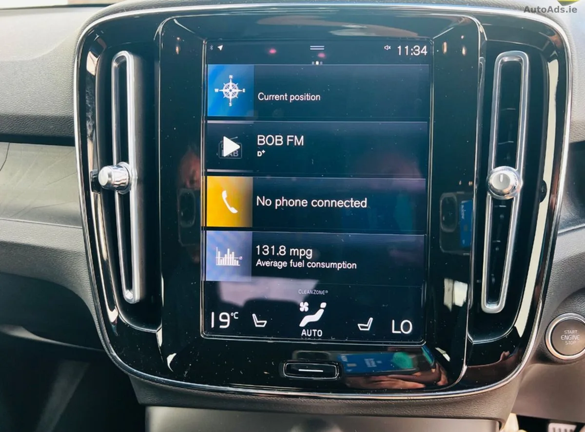 2022 Volvo XC40 – photo 20