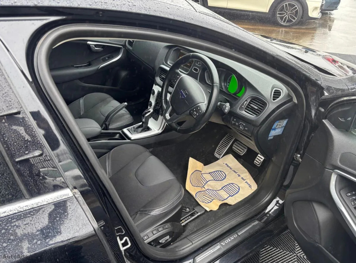 2015 Volvo V40 – photo 4