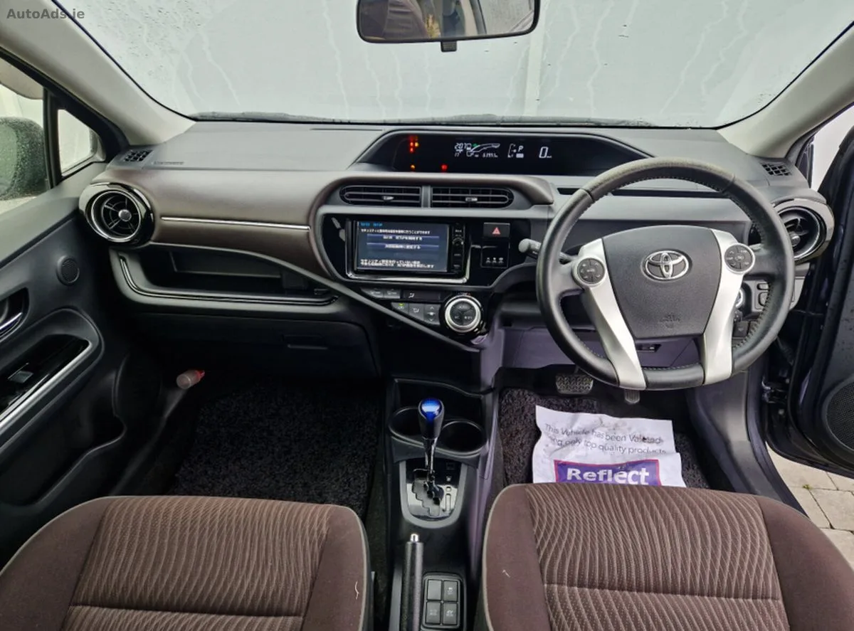 2015 Toyota Aqua – photo 17