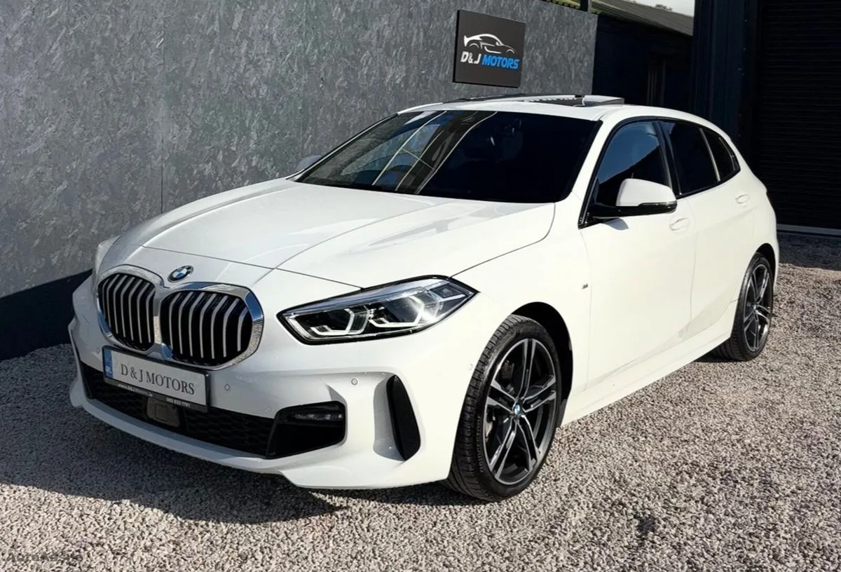 2022 BMW 1-Series – photo 14