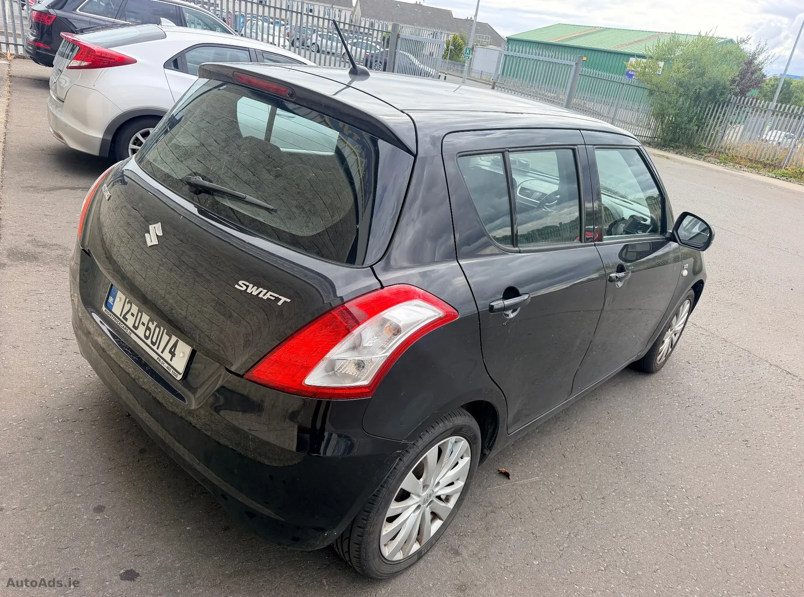2012 Suzuki Swift – photo 2