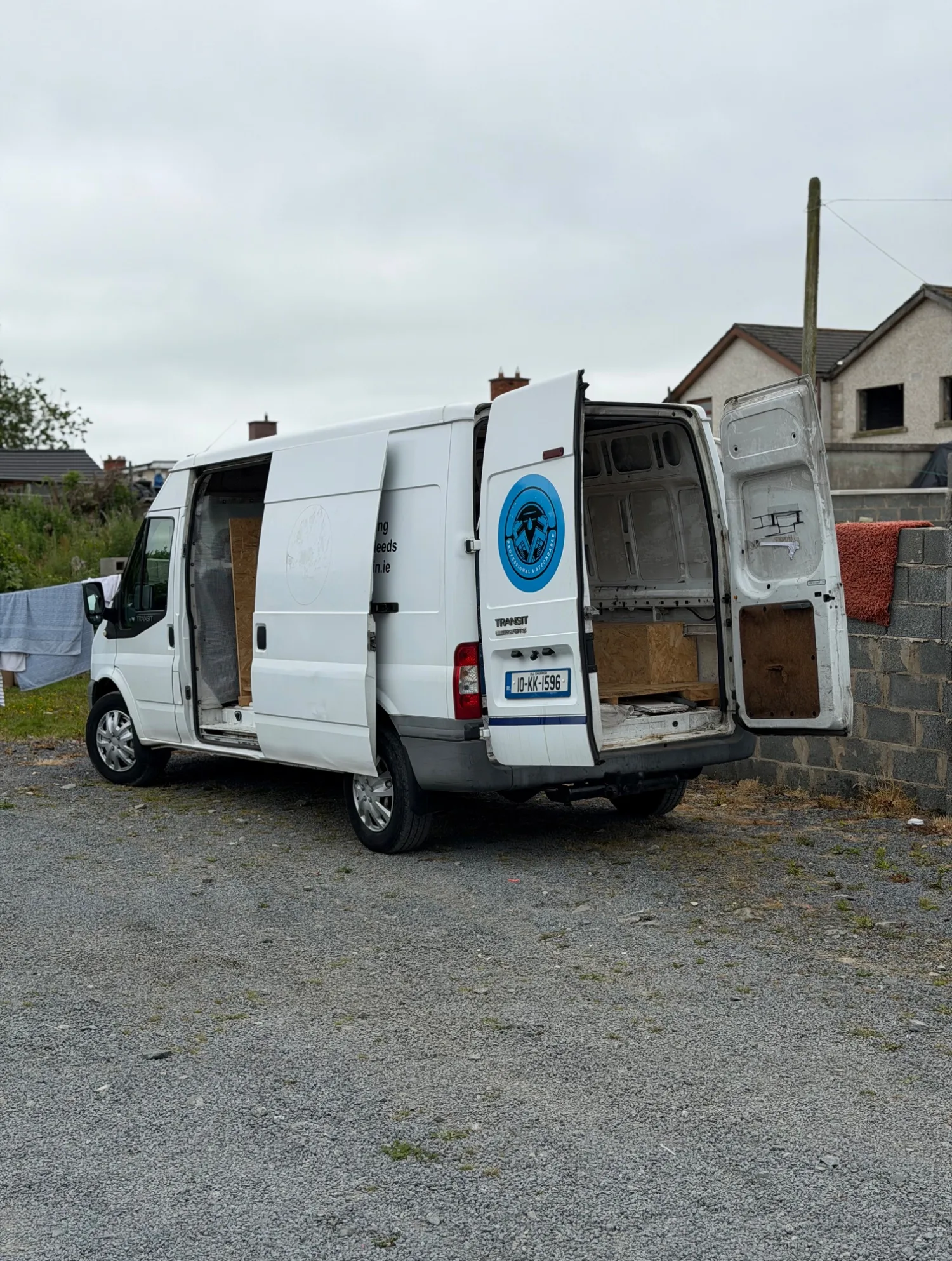 2010 Ford Transit – photo 2