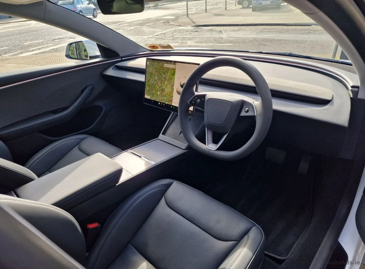 2024 Tesla Model 3 – photo 6