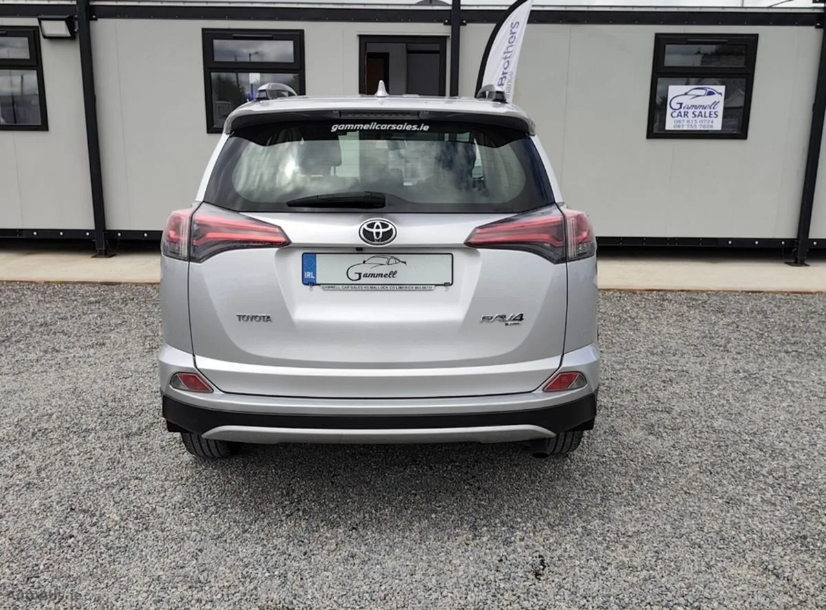 2016 Toyota RAV4 – photo 3