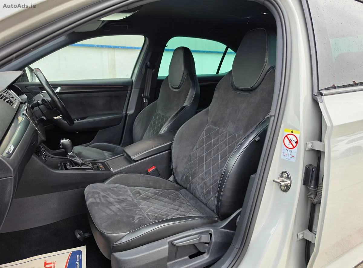 2022 Skoda Superb – photo 19