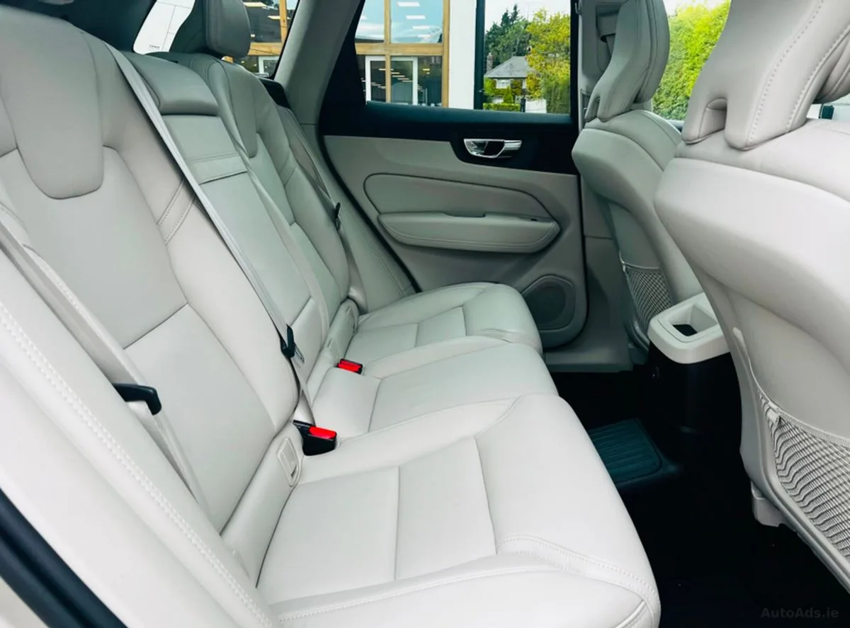 2021 Volvo XC60 – photo 16