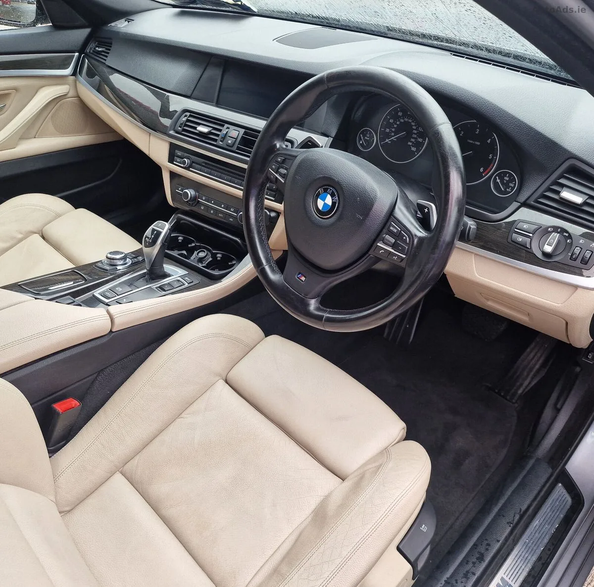 2012 BMW 5-Series – photo 9